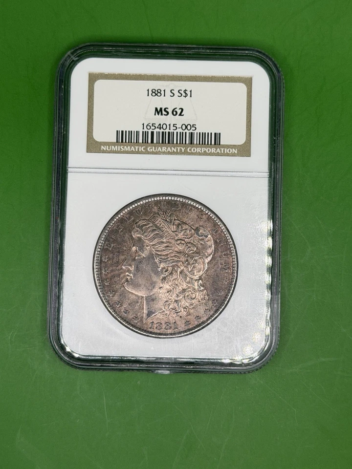 Antiguo soporte para jabonera NGC 1881-S dólar de plata Morgan tono bronceado (terminal) Foto 2 de 4