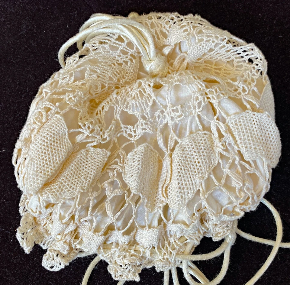 Antique Flapper Handmade Crochet Drawstring Bag - Wedding Purse  WW623 - Image 4 of 4