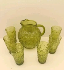 Vintage 1960s Anchor Hocking Crinkle Glass Pitcher and 6 Glasses Avacado Green