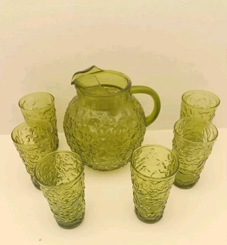 Vintage 1960s Anchor Hocking Crinkle Glass Pitcher and 6 Glasses Avacado Green
