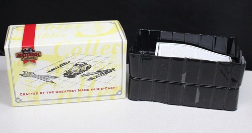 MATCHBOX COLLECTIBLES YYM38042 - 1941 CHEVROLET PICK UP Blue - KENT'S DAIRY #584 - Picture 6 of 10