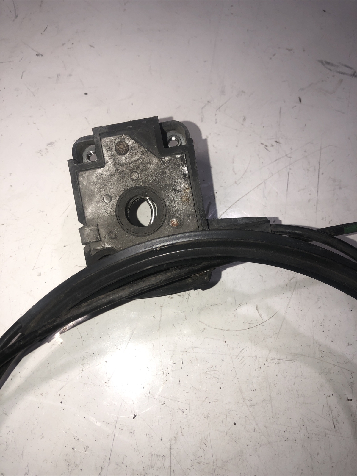 BMW E36 Coupe Cabriolet 3se Hood Release Cable 51231960853 OEM 9499