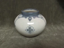 1900's Arts Crafts AETCo American Encaustic Tile Co Art Pottery Vase RARE item