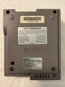 Nintendo NES-101 Original Top Loader Console Cords Controllers Gun Four Score ++