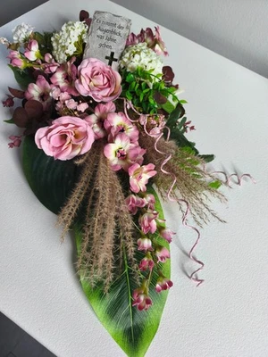 Grabgesteck Blumengesteck Grabschmuck Sommer -Gesteck Kunstblumen Urnengrab Herz - Bild 1 von 4