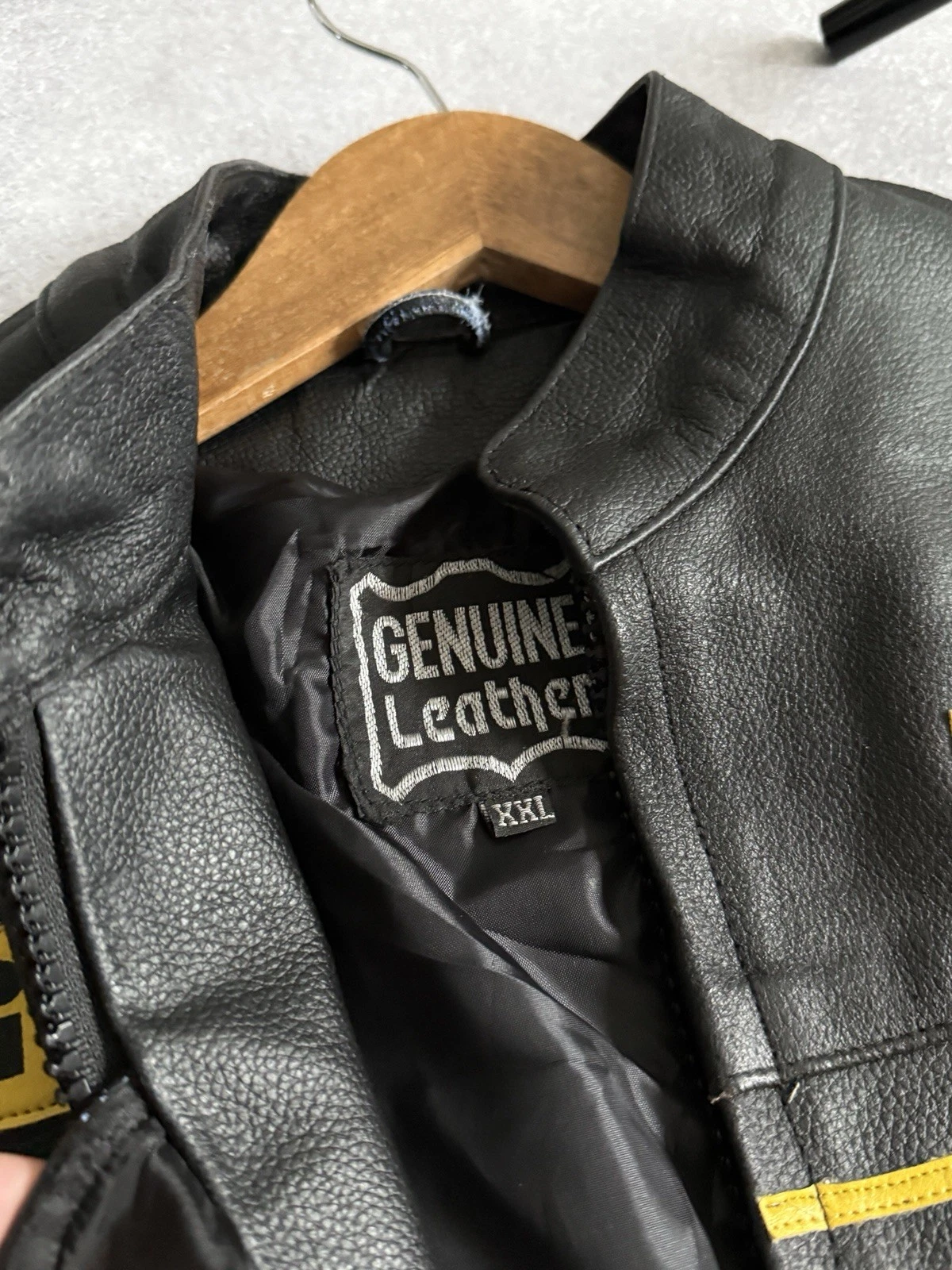 Vintage Ferrari Leather Biker Jacket Racing Black-Yellow Formula 1 Michelin image 8