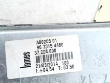 Lève vitre Peugeot 208