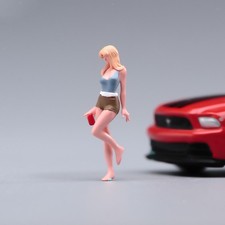 1/64 Girl with Tank Top Female Figure Role Play Realistic Resin Girl Model for