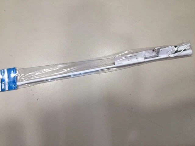 UNIDEN UM355VHF MARINE RADIO SPLASHPROOF+AXIS VHF MFV3 1M WHITE ANTENNA PACKAGE - image 3 of 4