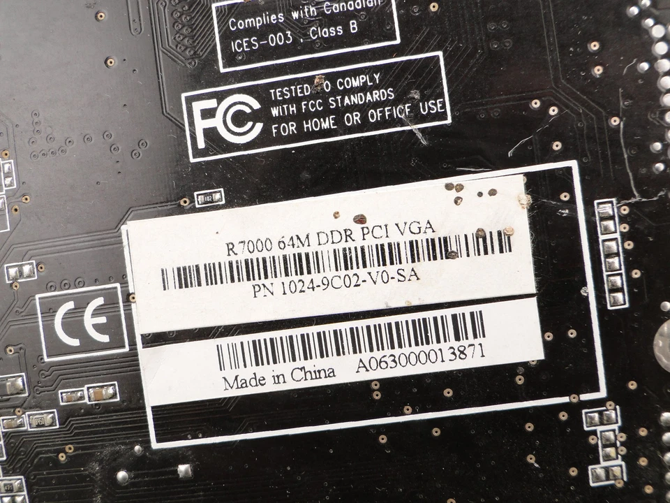 Sapphire R7000 64M DDR PCI VGA Video Graphics Card GPU - Image 3 of 4