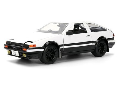 TOYOTA TRUENO (AE86) & TAKUMI FIGURE 