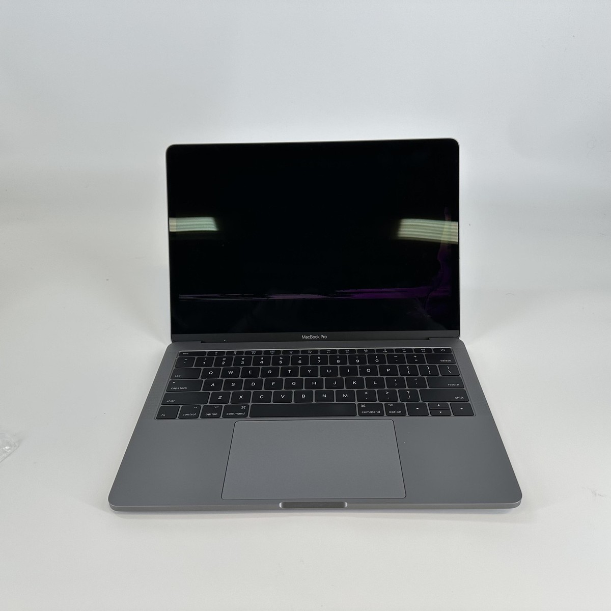 MacBook Pro 13 Space Gray 2017 2.3 GHz Intel i5 7th Gen. 8GB