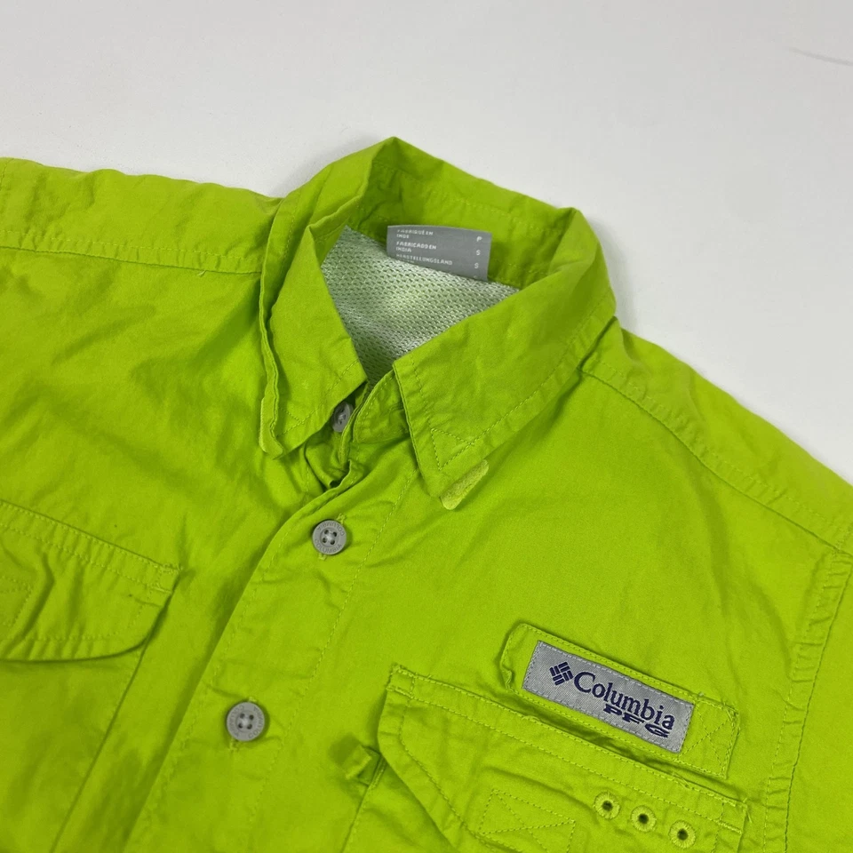 Camisa Columbia PFG Cabeza de Hueso Niños Pequeña Verde Manga Corta Ventilada Botón de Pesca Foto 2 de 4