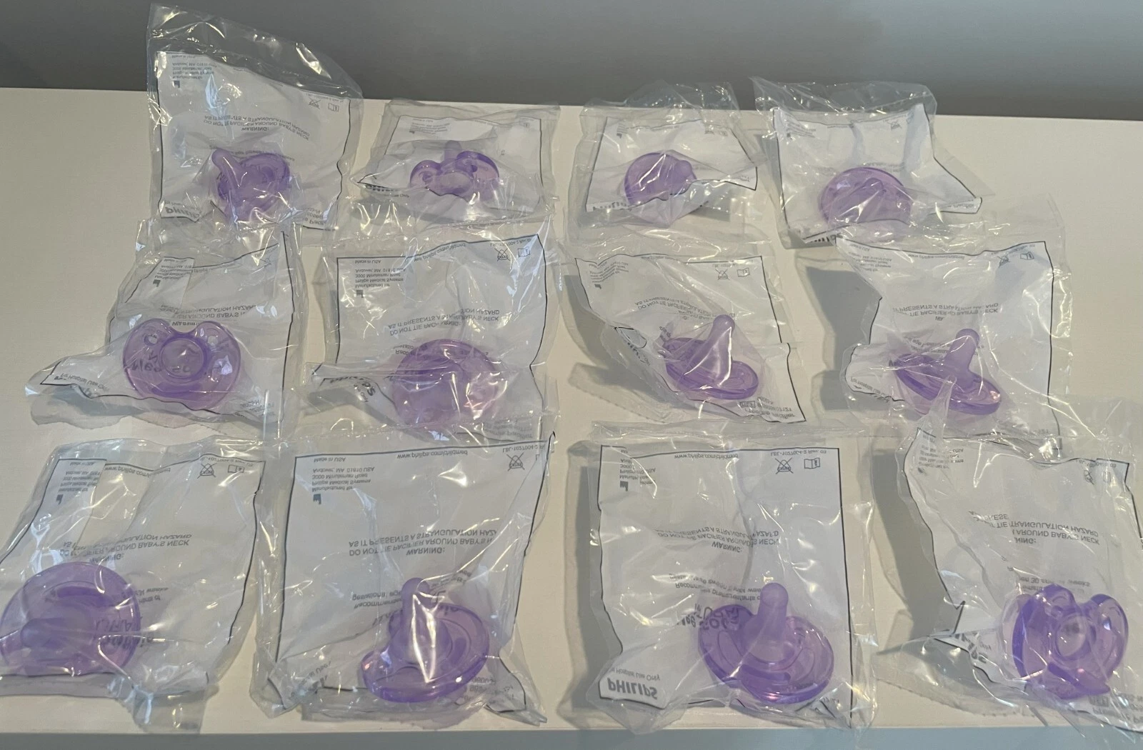 Pack of 12 Philips Wee Soothie Preemie Pacifier, Natural
Opens in a new window or tab
