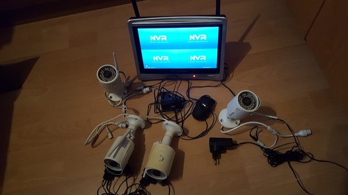 Jennov Überwachungskamera,  J Serie, 12 Zoll-NVR- Display, 4 Kameras  für Aussen