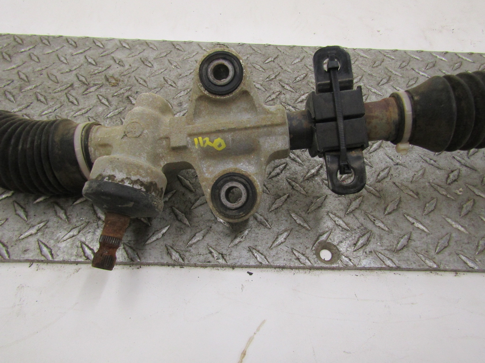 0812 KAWASAKI TERYX 750 STEERING RACK AND PINION ASSEMBLY 391910011