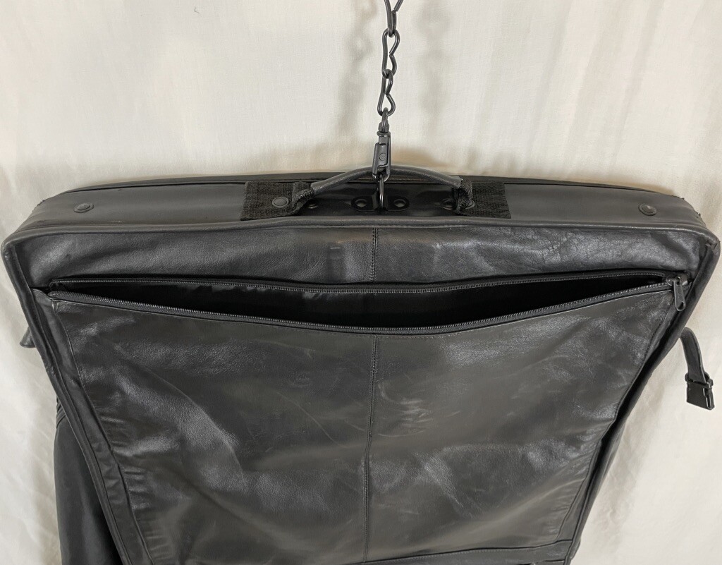 GIVENCHY, Des'd FRANCE, KINGPORT, Korea”, 2” zip exp, black GIVENCHY, Des'd FRANCE, KINGPORT, Korea”, 2” zip exp, black