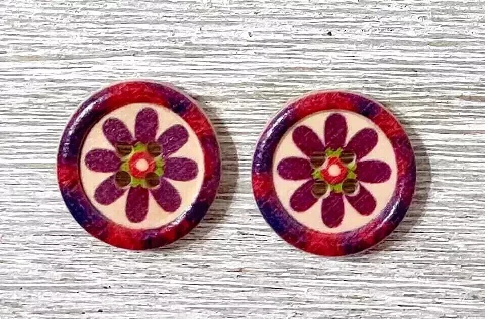 flower boho wood buttons sewing 4 holes 3/4 inch red purple 2pc - Image 2 of 2