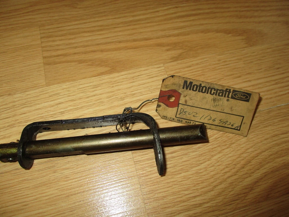 NOS 1975 - 1989 福特 E100 E350 车身侧门闩锁 Assy 杆上 D5UZ11264A26A  — 第 4/4 张图片