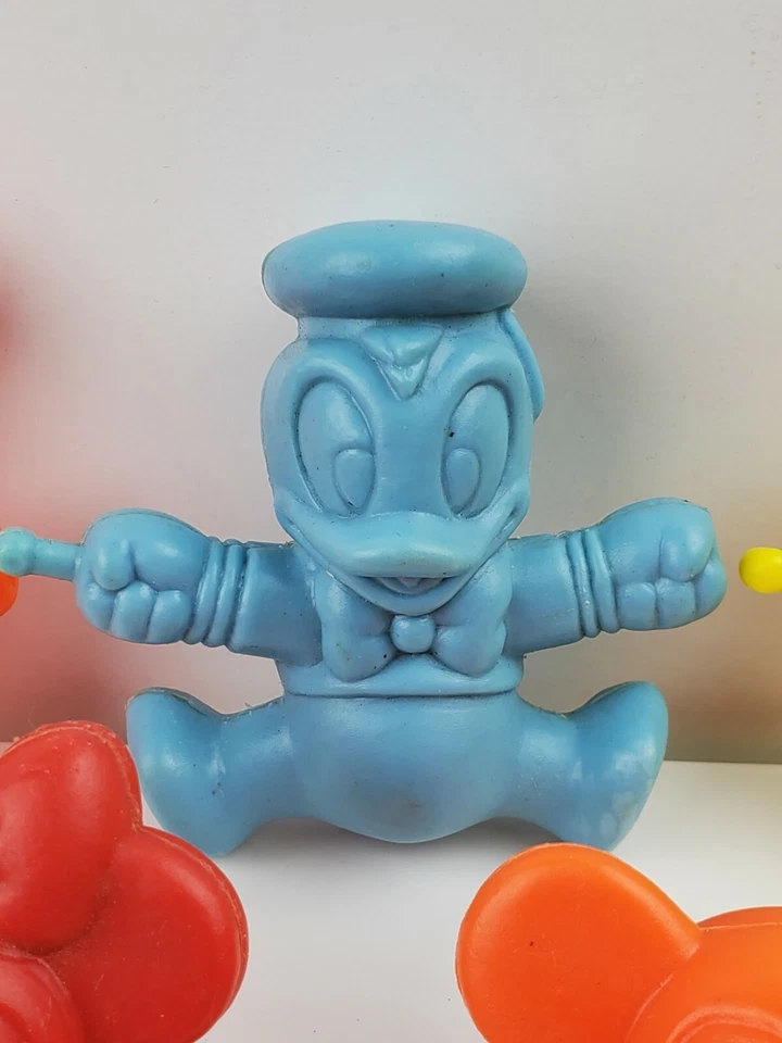 Juego de 7 juguetes vintage de Mickey Mouse y sus amigos 1985 con cuentas a presión de 3" para bebés Foto 4 de 4