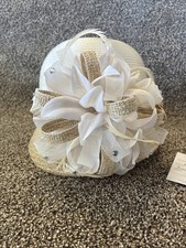 Woman  s KAKYCO New York Spring Easter ChurchDerby Hat w/Bow  Gem Embellishment