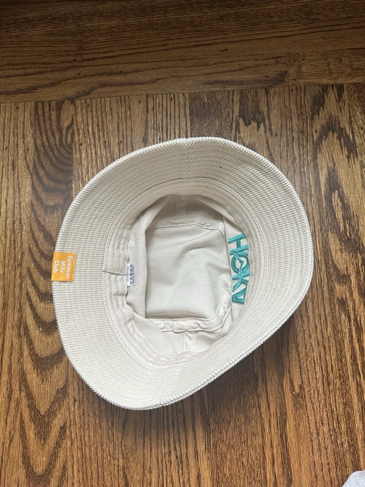 Hoka One One Summer Mile Club Corduroy Running Bucket Hat White/Pale Tan - Image 3 of 4