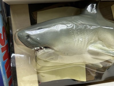 Jaws Singing & Dancing Motion Activated Great White Shark by Gemmy