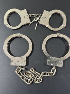 サンバ AMERICAN HANDCUFF CO. ハンドカフ 2個セット サンバ様専用 AMERICAN HANDCUFF CO. ハンドカフ 2個セット