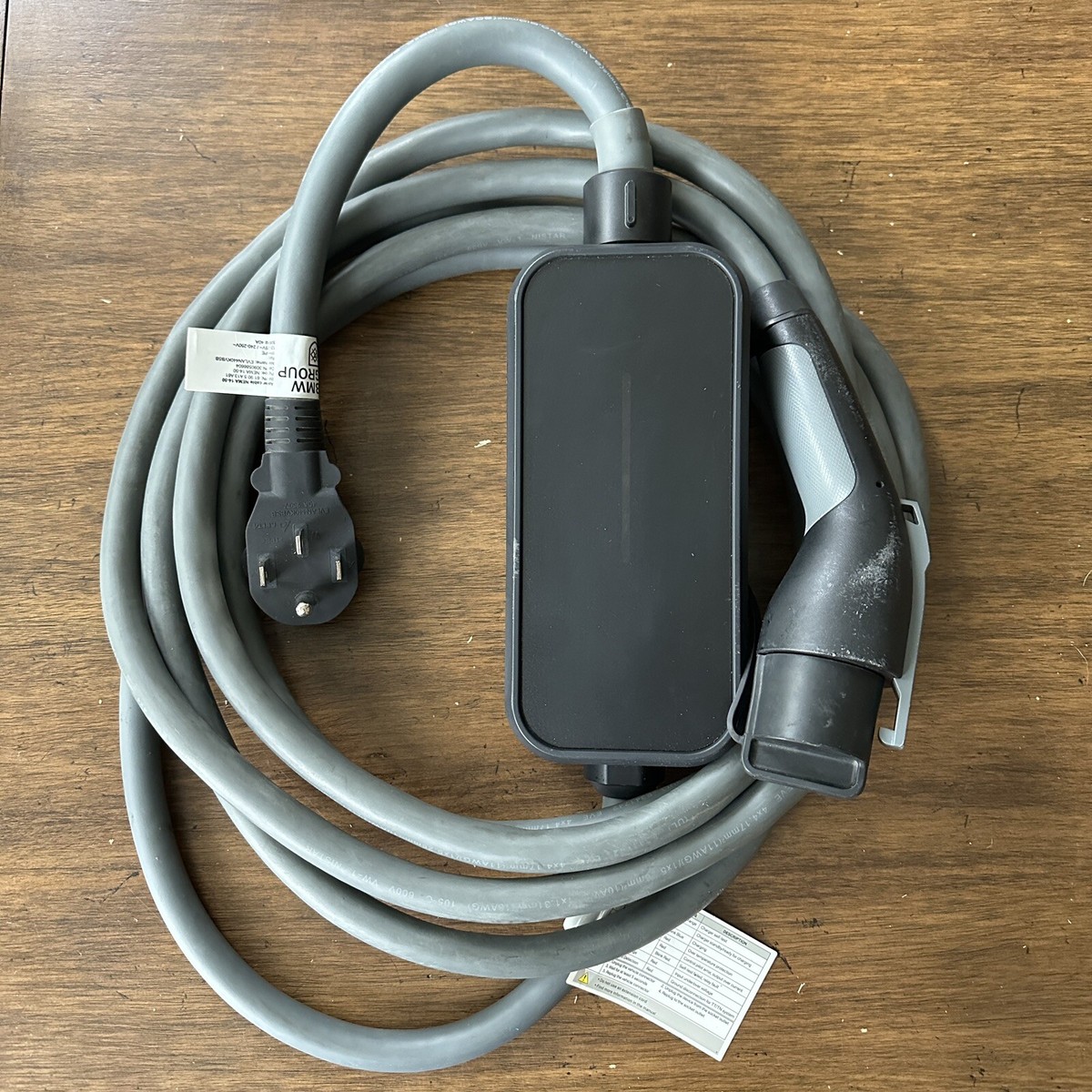 BMW XM iX iX3 iX1 i4 i5 i7 i8 EV charger Flexible charging BMW XM iX iX3 iX1 i4 i5 i7 i8 EV charger Flexible charging