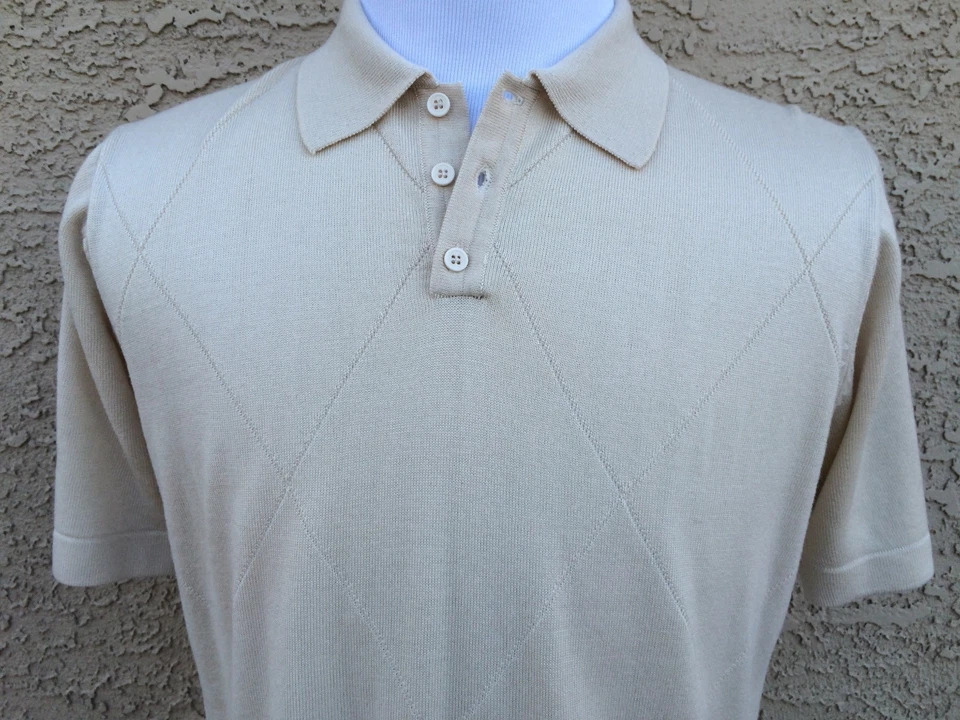 Camisa polo masculina XL Zylos dourada designer George Machado bege acrílico A34 - Imagem 2 de 4