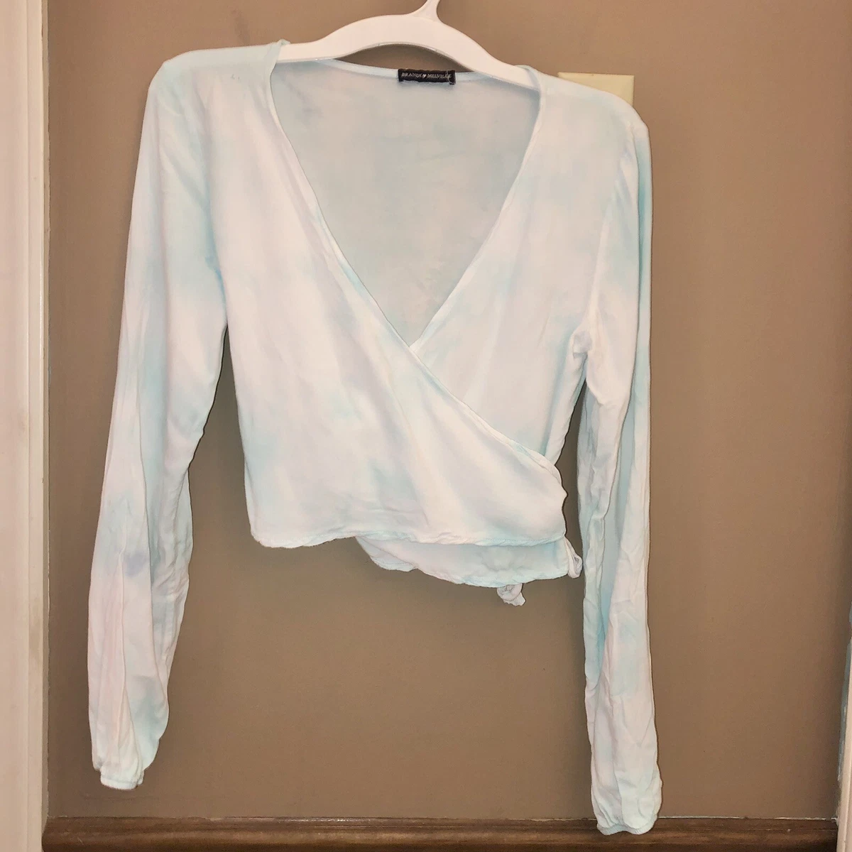 white long sleeve crop top brandy melville