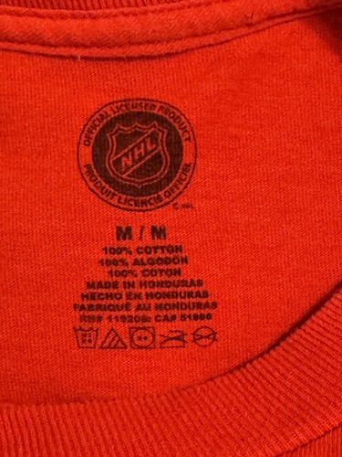 NHL Adult Size Medium Red Chicago Blackhawks #19 Long sleeve Shirt - Picture 6 of 6