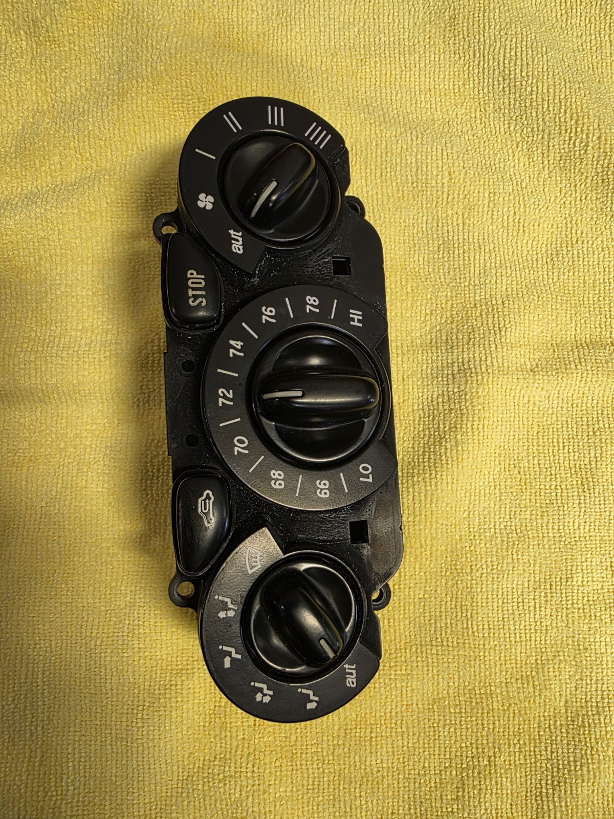 Ferrari Air Conditioning Control Unit 65803000