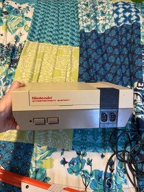 New Kirby&rsquo;s Adventure + Nintendo NES System With Super Mario Bros / Duck Hunt