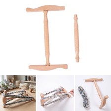 Handgefertigter Garnwickler aus , , tragbar, ergonomisch, zum Aufwickeln von