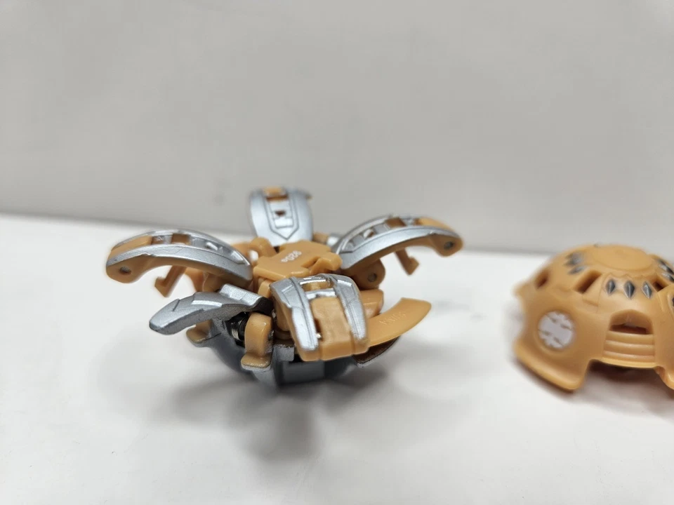 Bakugan Subterra Tremblar Mechtanium Surge BakuMines Super Rare HTF! - Image 4 of 4