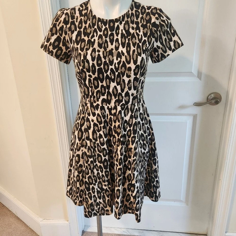 Vestido de leopardo Kate Spade talla 4
