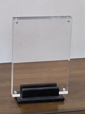 Magnetic Acrylic Lucite Floating Photo Picture Frame 5x7 with Faux Leather Stand