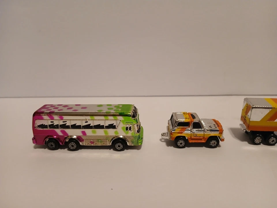 Micro Machines Classy Chromers Mixed Lot Of 7 NTL Racing Bus Truck  - Image 2 of 4
