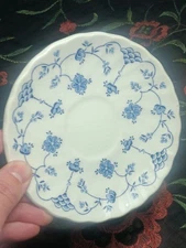 Myott Finlandia Saucer England 5 5/8 " Scalloped Swirl