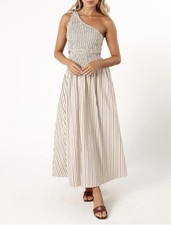 Vestido midi Petal & Pup Jordana de un hombro marrón a rayas nuevo sin etiquetas talla S (agotado)