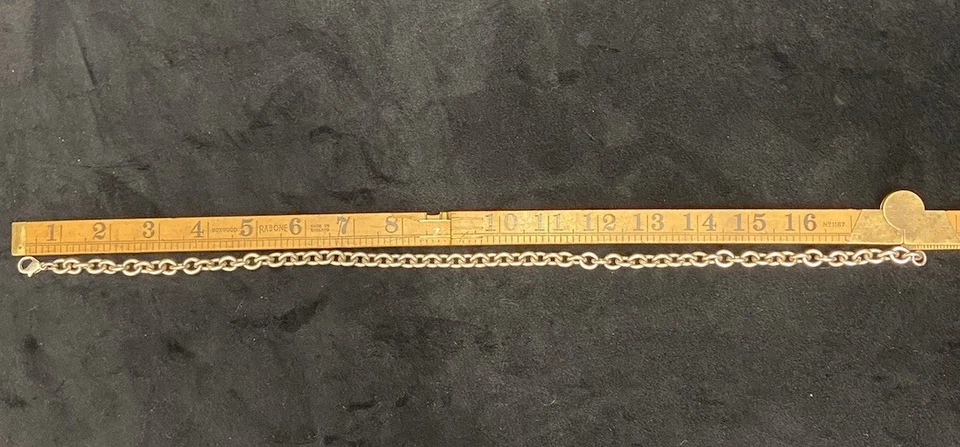 Collar de cadena vinculada de plata de ley de 18 pulgadas Foto 2 de 4