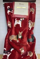 Envogue blanket throw 60x70 - Christmas dogs in holiday gear - red - NEW