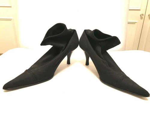 DELMAN-BLACK FIBER FABRIC, POINTY SLIP ON ANKLE BOOTS, SIZE: 8.5 - Picture 3 of 7