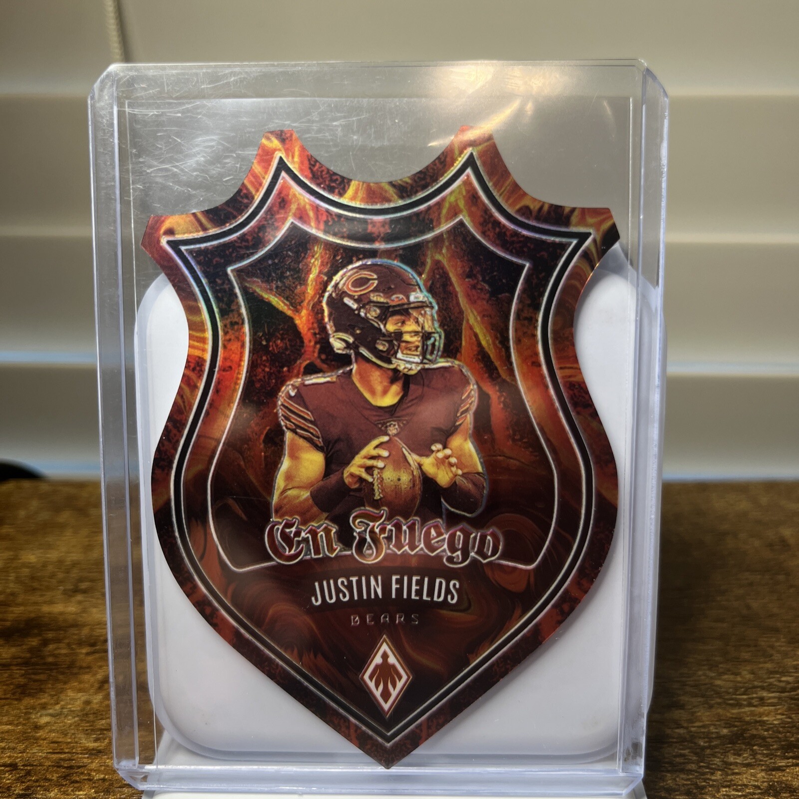 2023 Panini Phoenix Justin Fields En Fuego Die-Cut CASE HIT SSP #EF-19 Bears 🔥