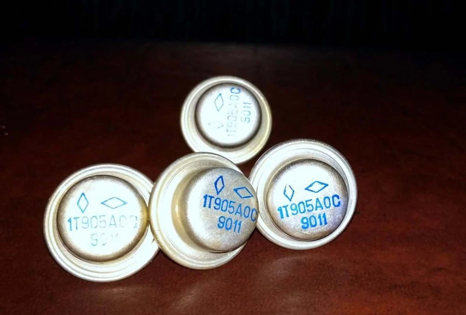 10pcs Germanium Power Transistor PNP 6W 75V 1T905A GT905A AUY10 2N3732 USSR NOS - Image 3 of 3