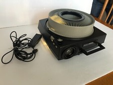 Kodak 750H Carousel Projector With Slide Tray...