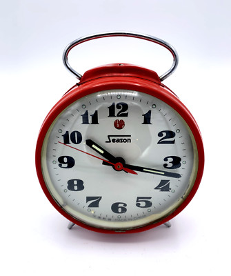Nice Vintage SEASON Mechanical Alarm Clock Red Retro China