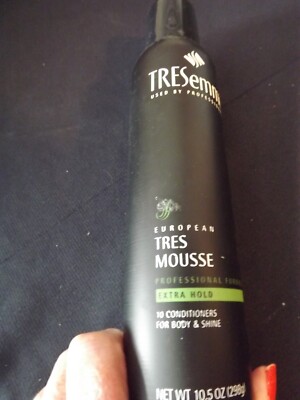 TRESemme' extra hold TRES MOUSSE 10.5 OZ