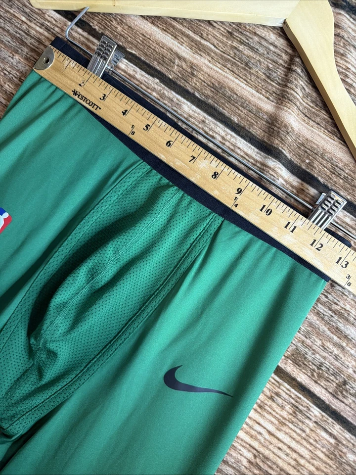 Nike Player Issued Custom Kyrie Irving NBA Padded Knee Tights Sm/Med AA0760-312 - Bild 3 von 4